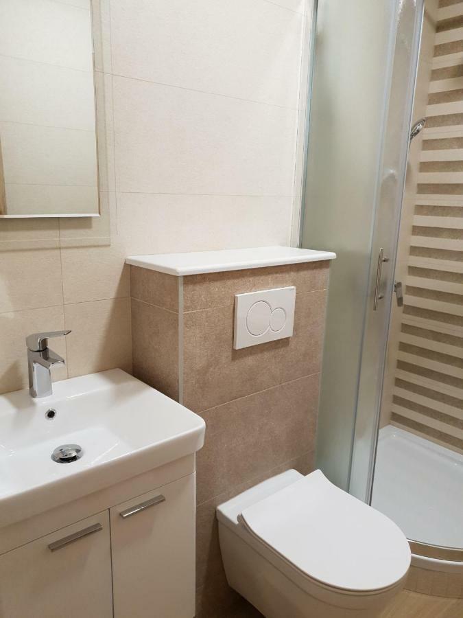 Guesthouse Dominovic Брела Экстерьер фото